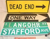 4- COLLECTOR ROAD SIGNS ! -C