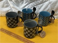 Four New Mugs w/spoons