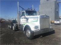 1968 Kenworth 3 Axle W-923 Semi Truck