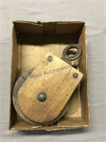 Wood pulley, 6" wheel