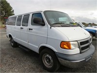 (DMV) 2001 Dodge Ram Wagon 2500 Van