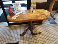 Hugh Dunn's rustic table and Pat Kurl's apple pie