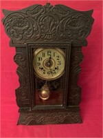 NEW HAVEN ANTIQUE TABLE CLOCK