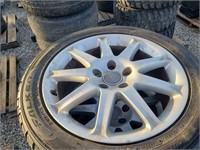 (5) Audi Wheels/Tires 245/45R17 99W Z1EX ZE950