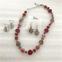 Costume Jewelry - Necklace & 2 Pairs of Earrings