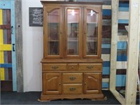 2 PC SOLID WOOD CHINA CABINET WITH LIGHTS