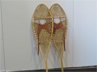 SNOWSHOES - GOOD CONDITION