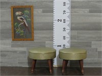 PAIR OF SMALL FOOTSTOOLS & PICTURE