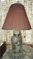 Shell font 28” table lamp