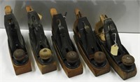 (5) Cast iron and wood finishing planes by Union