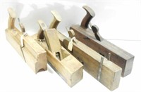 (5) antique wooden carpenters planes: Auburn