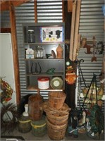Miscellaneous garage and garden lot: Figural