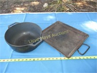 2pc Vintage Cast Iron - Griddle / Stock Pot