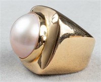 Mid-Century Modern 18K Yellow Gold Mabe Pearl Ring