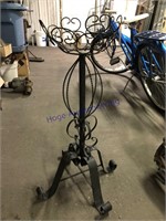 Wire plant stand, 30" tall