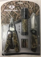 Mossy Oak Flashlight / Multitool / Knife Set
