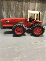 IH 3588 TOY TRACTOR