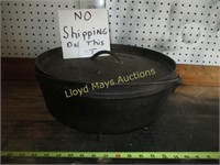 Lodge 14" Cast Iron Footed Dutch Oven w/ Lid