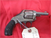 H+R DOUBLE ACTION 32 CAL REVOLVER