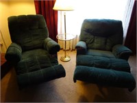 Matching His & Hers Recliner Chairs & Lamps