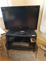 32" Toshiba TV  w/ Stand & VCR DVD Combo