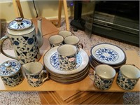 Blue & Gray Pottery Set  21pcs