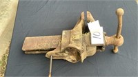 MONARCH NO. 228 BENCH VISE