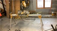 DeWALT DW716 12in COMPOUND MITER SAW WITH STAND