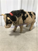 BATTERY-OPERATED COW