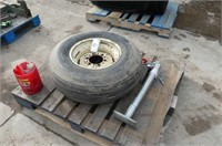 Implement Jack and 9.5L Tire and Rim