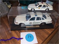 SHERIFFS PATROL CAR IN CASE