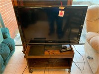 MAGNAVOX 27" INCH WITH REMOTE