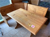 REALLY NEAT WOODEN CORNER BENCH WITH TABLE