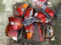 PALLET OF ASSORTED TAIL LIGHTS VARIOUS MAKES