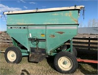 Unverferth 325 400 BU Grain Cart