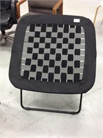 Elastic chair