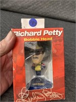 Nascar Richard Petty Bobble Head