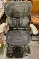 Very nice professional office chair with mesh