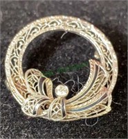Jewelry - round filigree pin, 10kt white gold