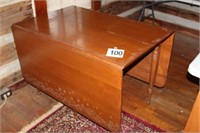 Gate Leg Drop Leaf Table 29.5 x 44 x 71 w/ Covers