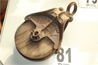 Myers Wooden Pulley
