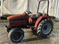 Case International 1140 Tractor