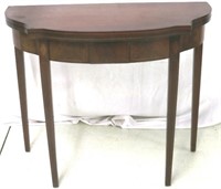 Inlaid Hepplewhite tapered leg lift top game table