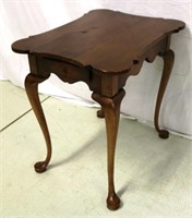 One Drawer Queen Anne Stand Shaped top