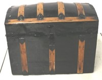 Antique Dome Top Trunk with Tray