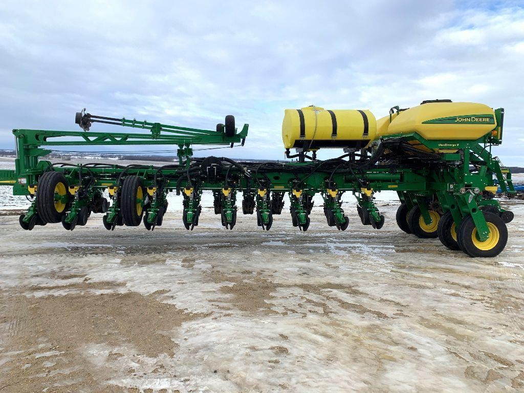 Andrew Maple Grove Farms, Inc. Online Only Equipment Auction
