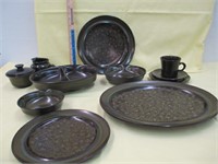Franciscan Ware - 4 Place Setting w/ Servers &