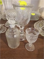 DECANTER - GLASS AND LARGE GLASSES