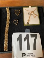 Sarah Coventry Ladies Bracelet, Necklace &(2) Pins