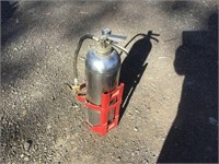 Water Extinguisher w/ Mount